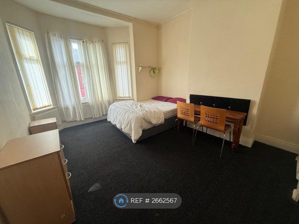 Property photo 2 of 7