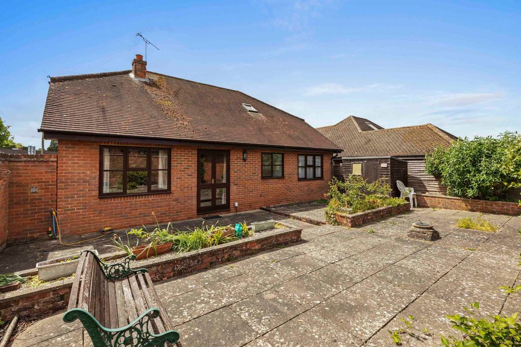 Property photo 3 of 14