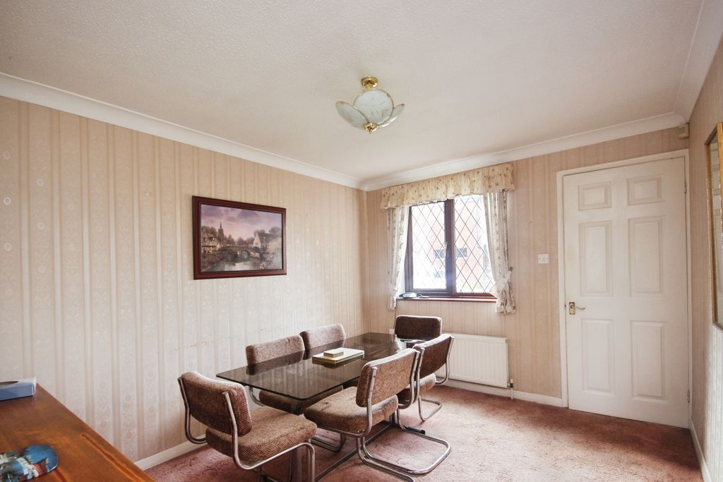 Property photo 3 of 13 Dining Room