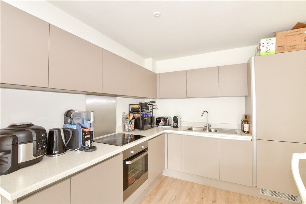 Property photo 2 of 11 Kitchen/ Lounge/ Dining Room