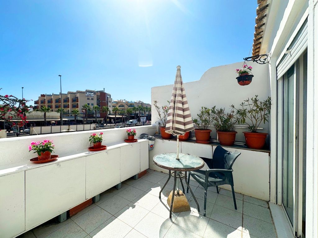 Property photo 2 of 24