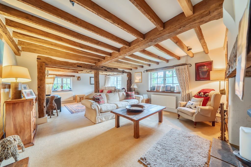 Property photo 3 of 33