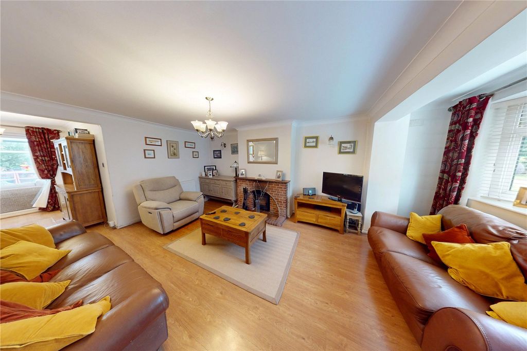 Property photo 3 of 17 Picture No. 13