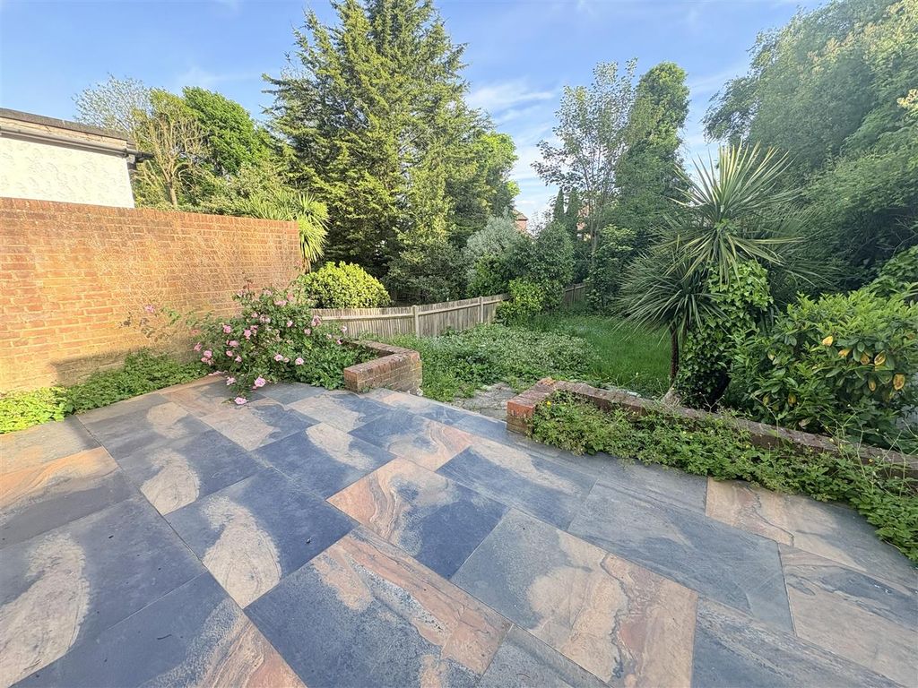 Property photo 3 of 12 Img_1606.Jpg
