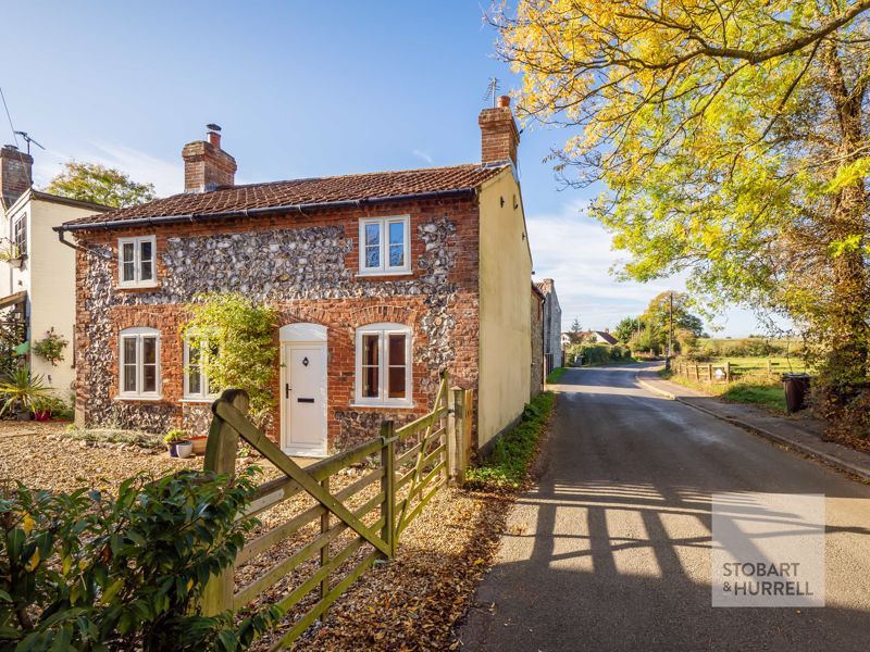 Property photo 3 of 29 Front