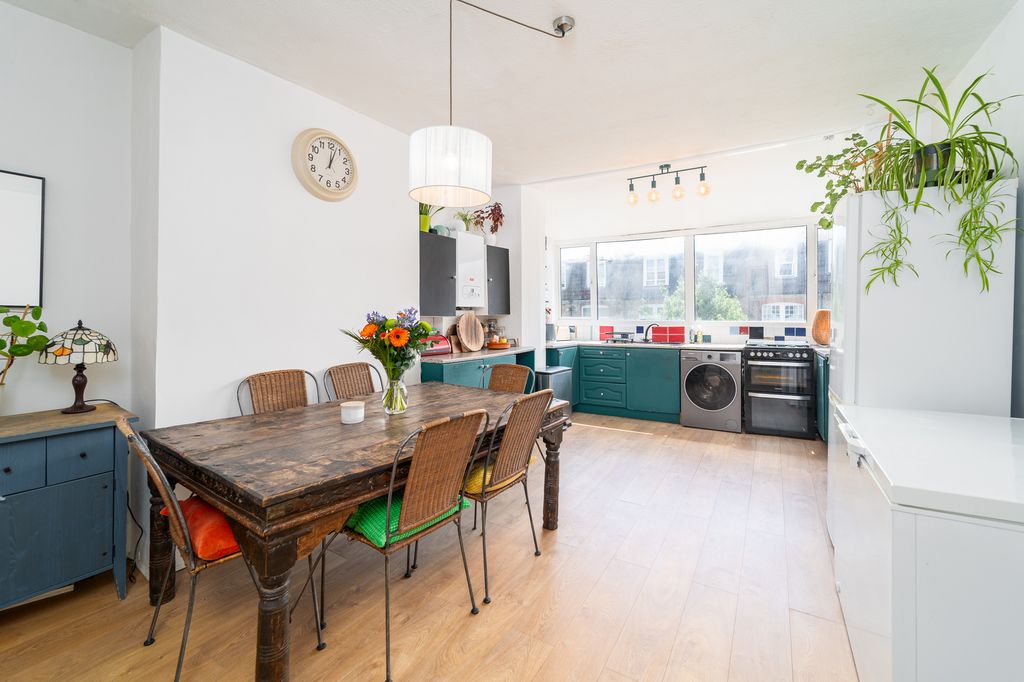 Property photo 2 of 12 Ndb08386-Edit