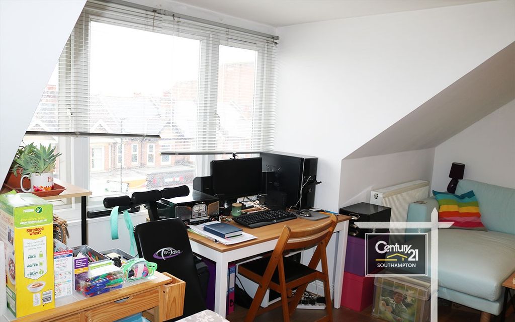 Property photo 3 of 8