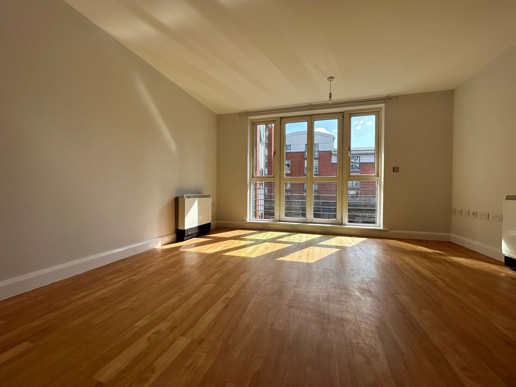 Property photo 3 of 7