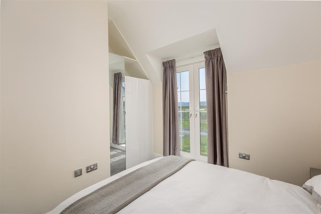Additional image 21 of 2 bed flat for saleY Corsydd, Llanelli SA15