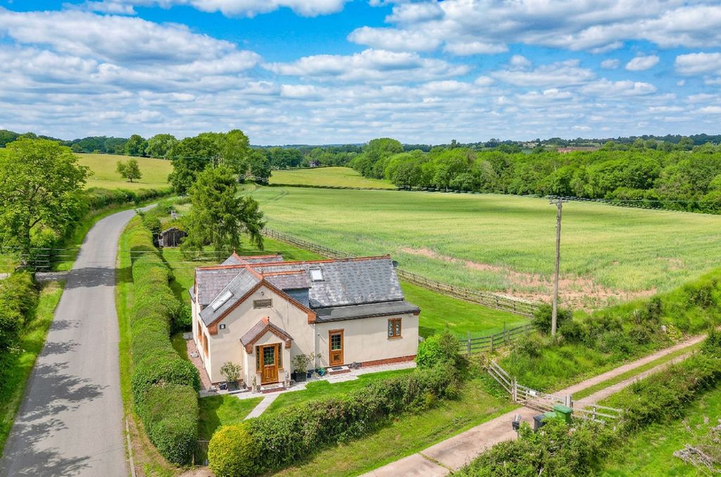 Property photo 1 of 17