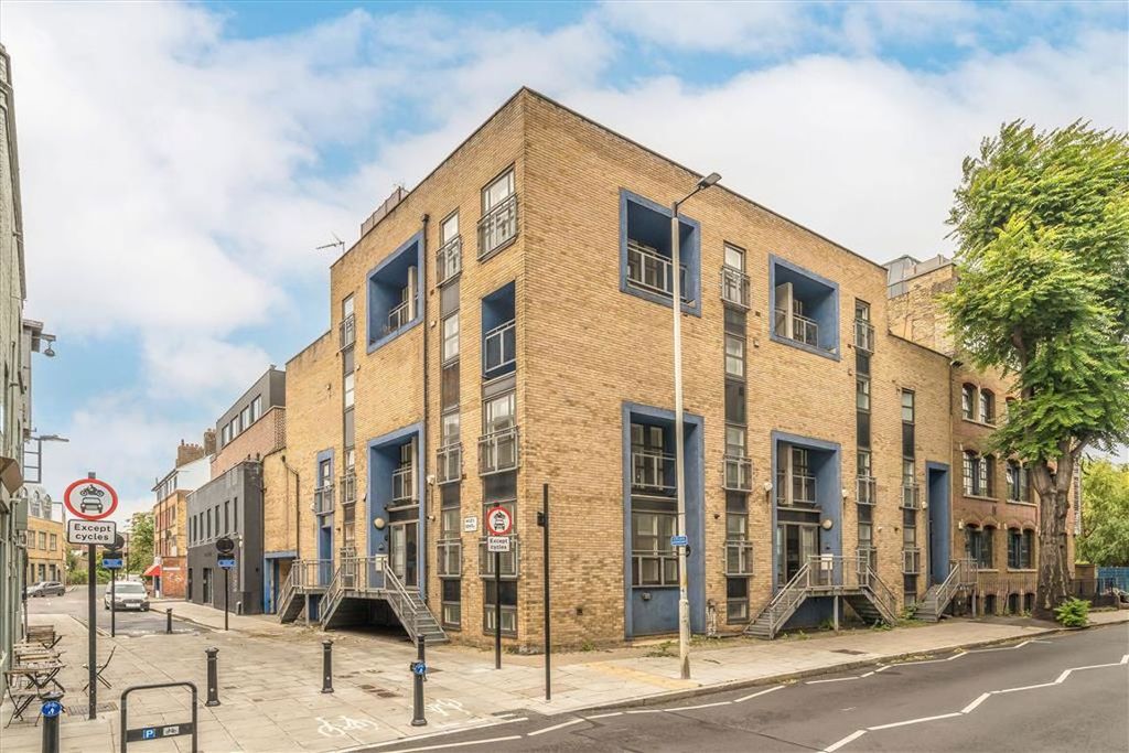 Property photo 1 of 10