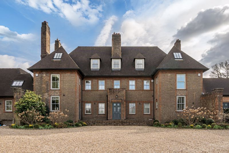 Property photo 1 of 27 Photo 1