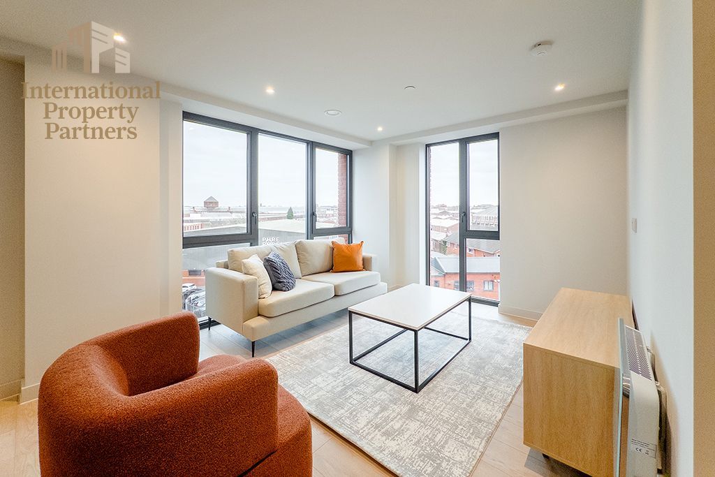 Property photo 3 of 18