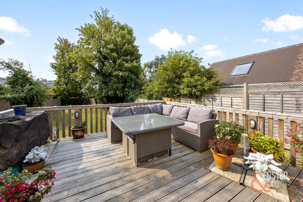 Property photo 2 of 24 Ladies Mile Road, 118-008.Jpg