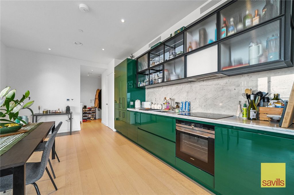 Property photo 3 of 16 Kitchen