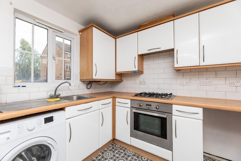 Property photo 2 of 15 5C5A6402.Jpg
