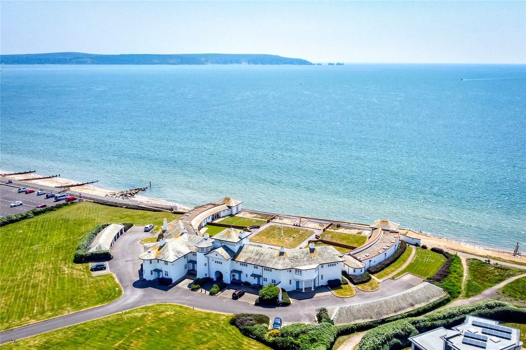 Property photo 1 of 19 Picture No. 17