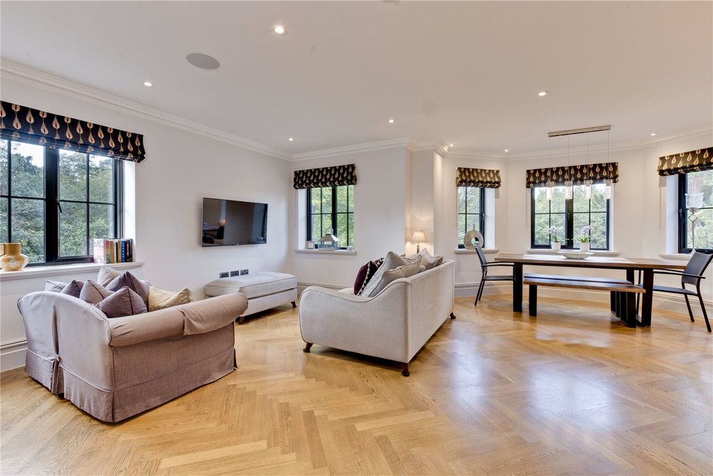 Property photo 2 of 10 Picture No. 07