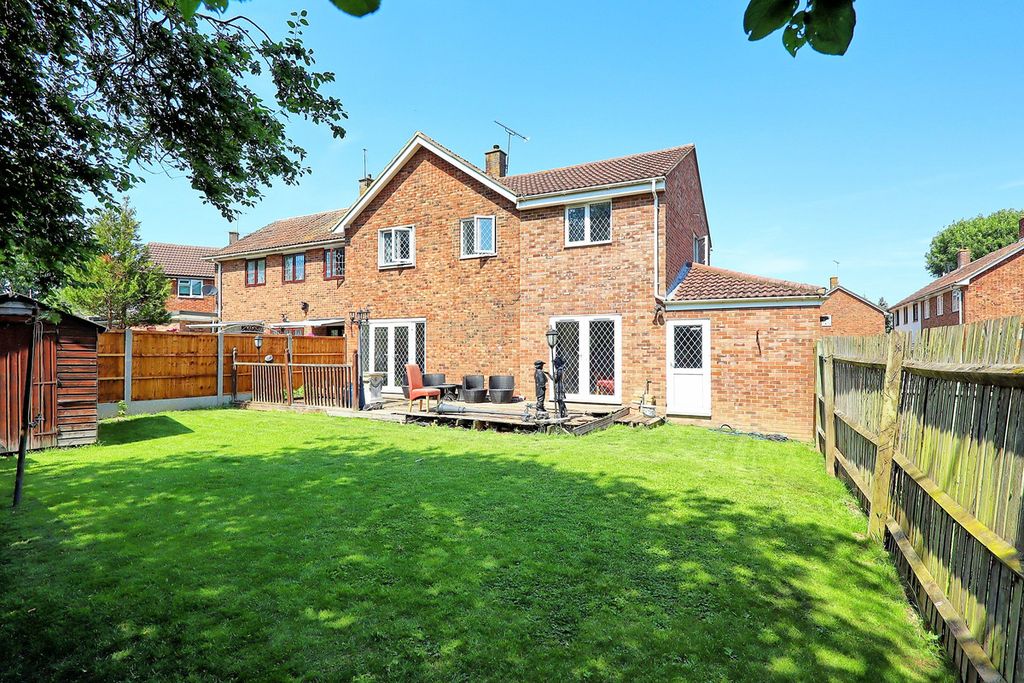 Property photo 2 of 16