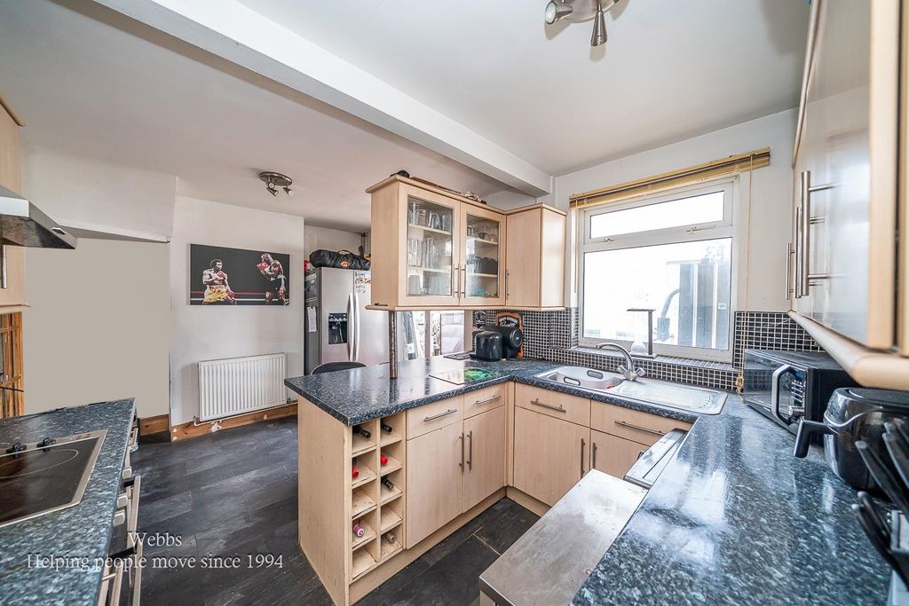 Property photo 3 of 23 Webbs-7.Jpg