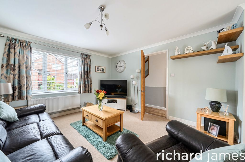 Property photo 3 of 12 Dfb0Bf120c8347c79c6Bd972ba83c15A