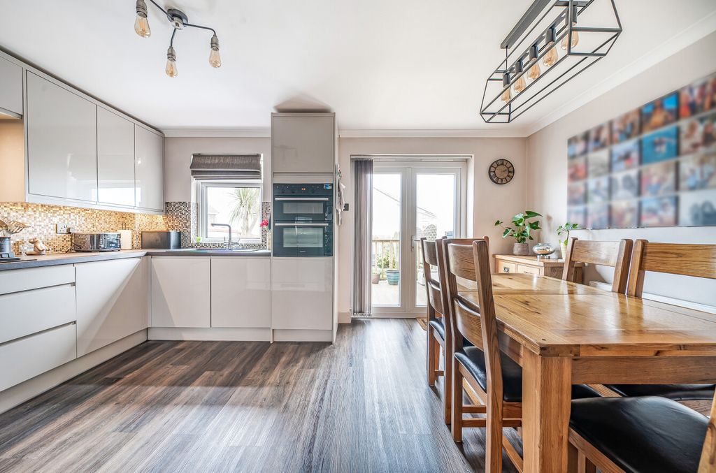 Property photo 2 of 17 2 - Kitchen/Diner