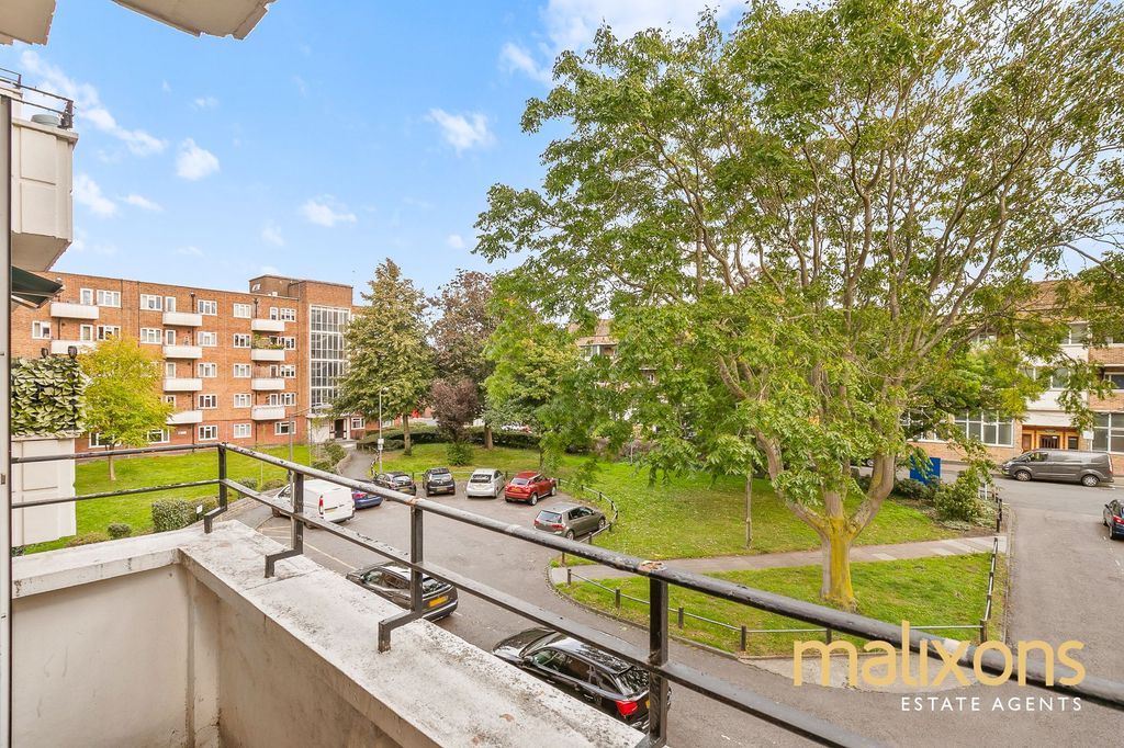 Property photo 3 of 9