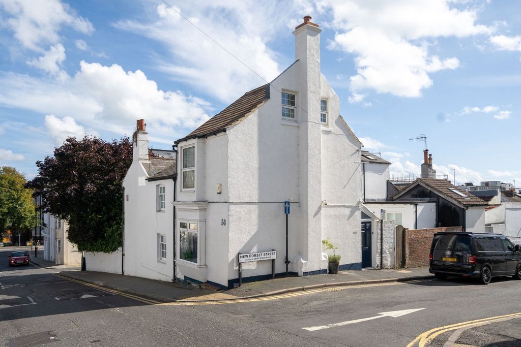 Property photo 1 of 12 4289070