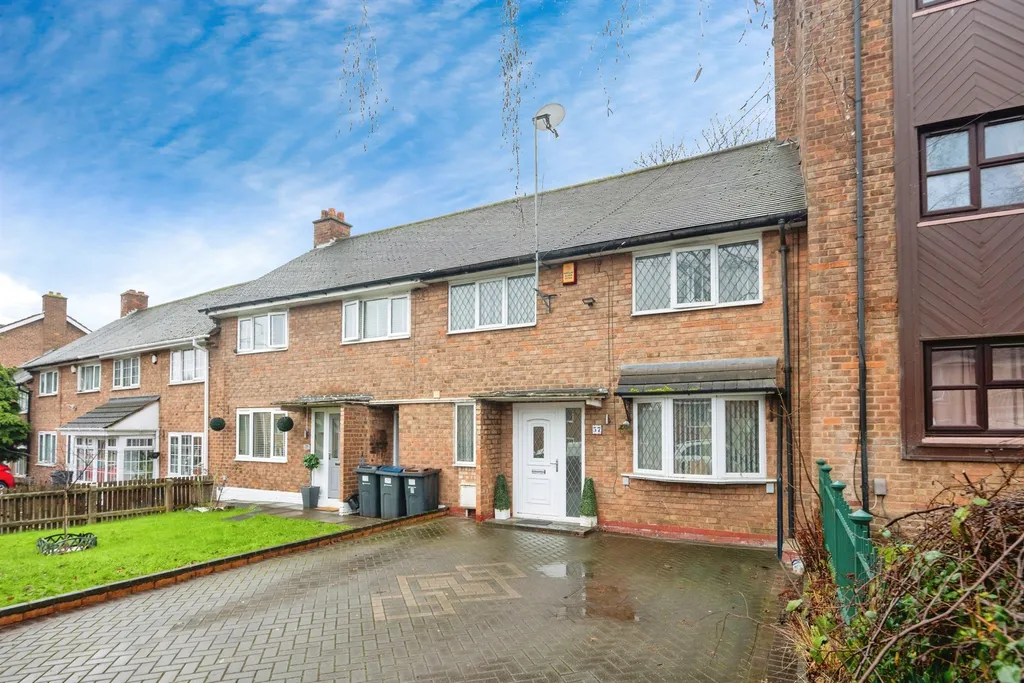 House in Birmingham, Hodge Hill, West Midlands - View 3