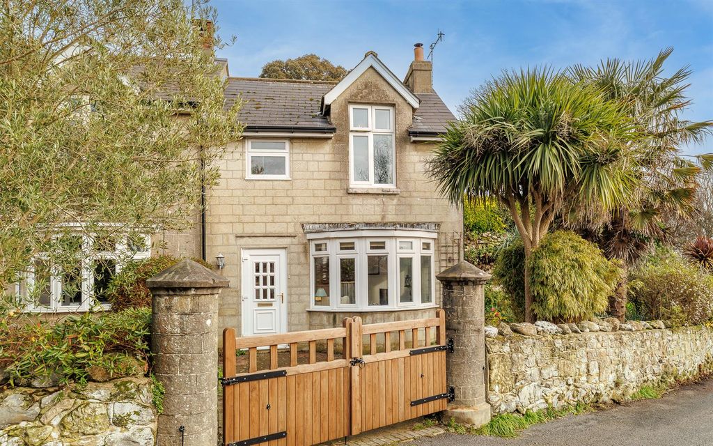 Property photo 1 of 20 Beech Cottage