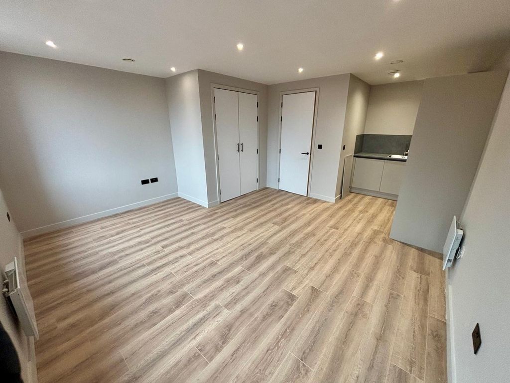 Property photo 3 of 12 Picture No. 05