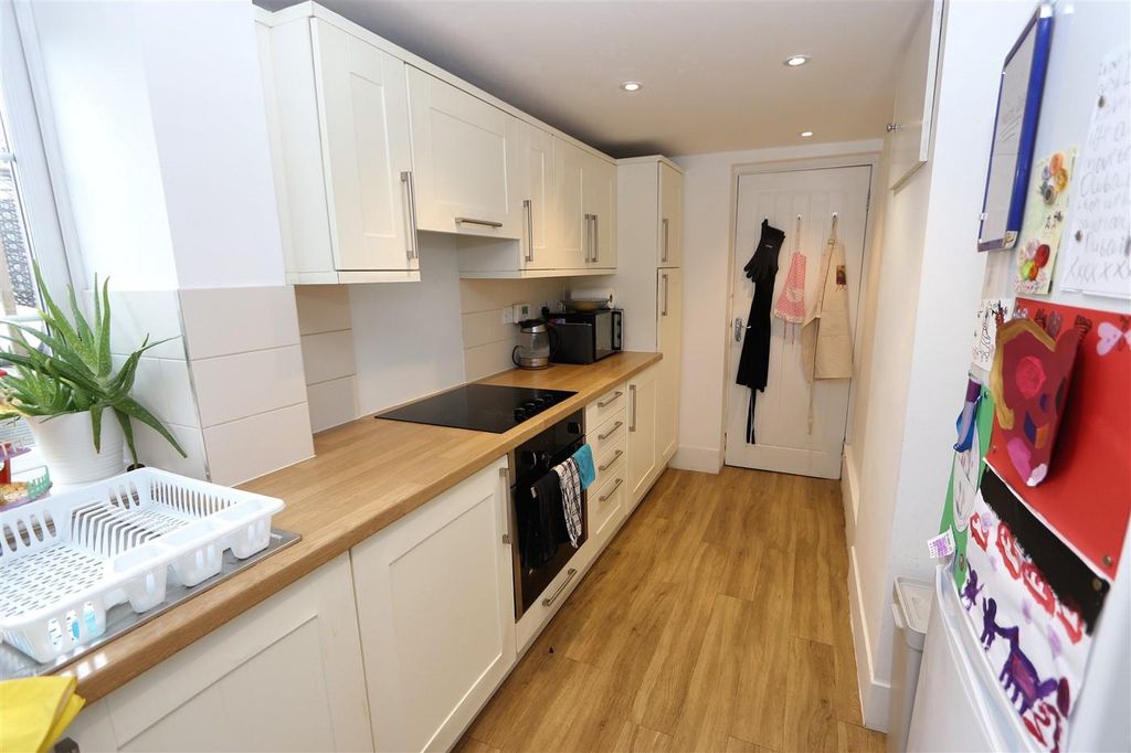 Property photo 2 of 15 M R Cottages 7