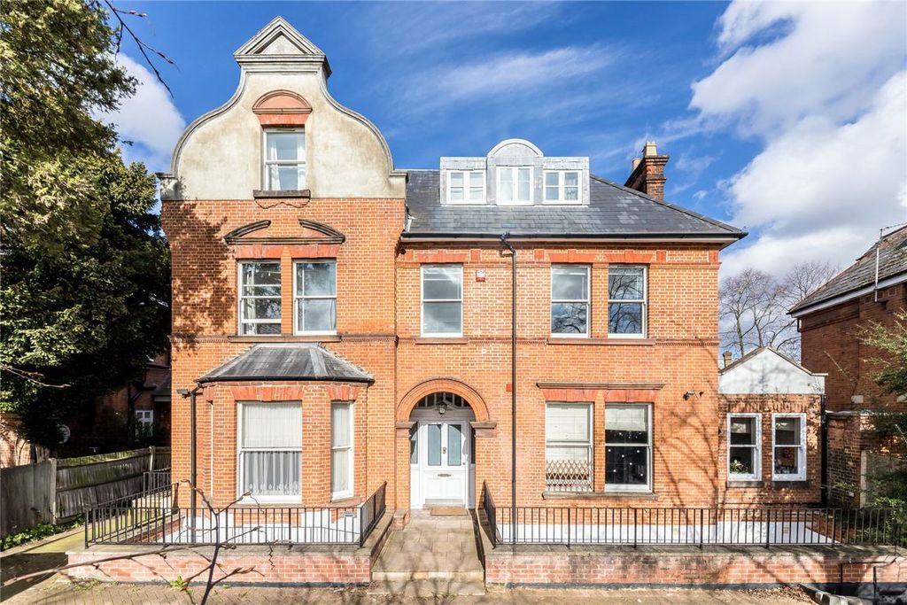 Property photo 1 of 7