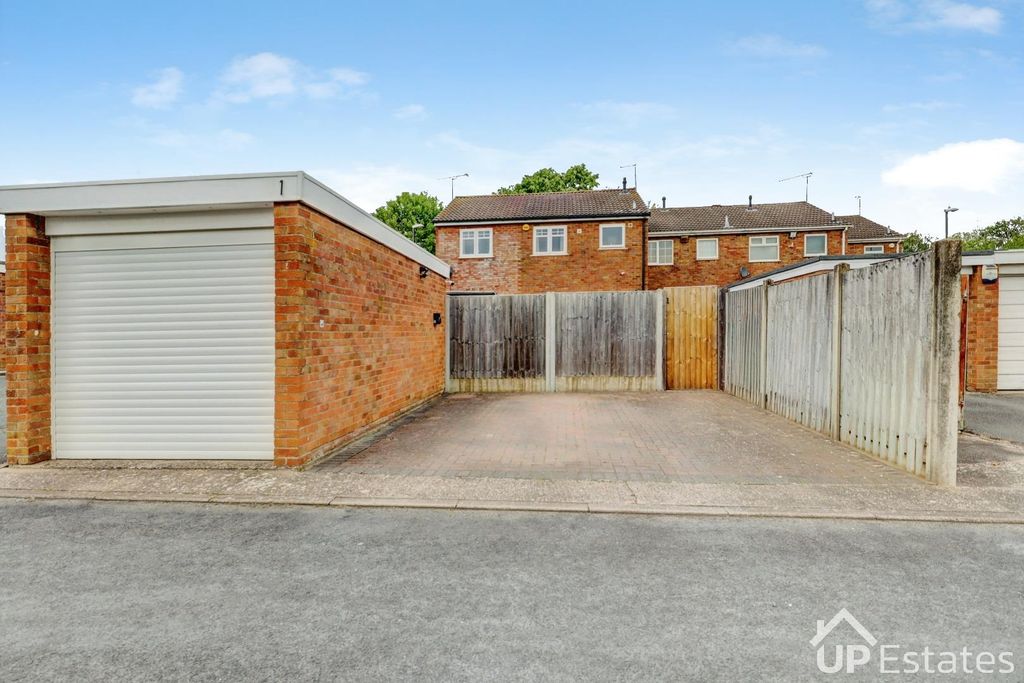 Property photo 2 of 22