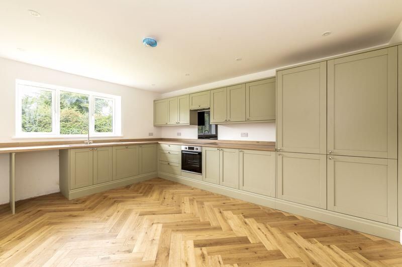 Property photo 2 of 23 Kitchen