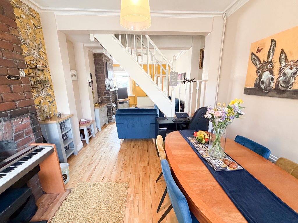 Property photo 3 of 18 Img_6209 2