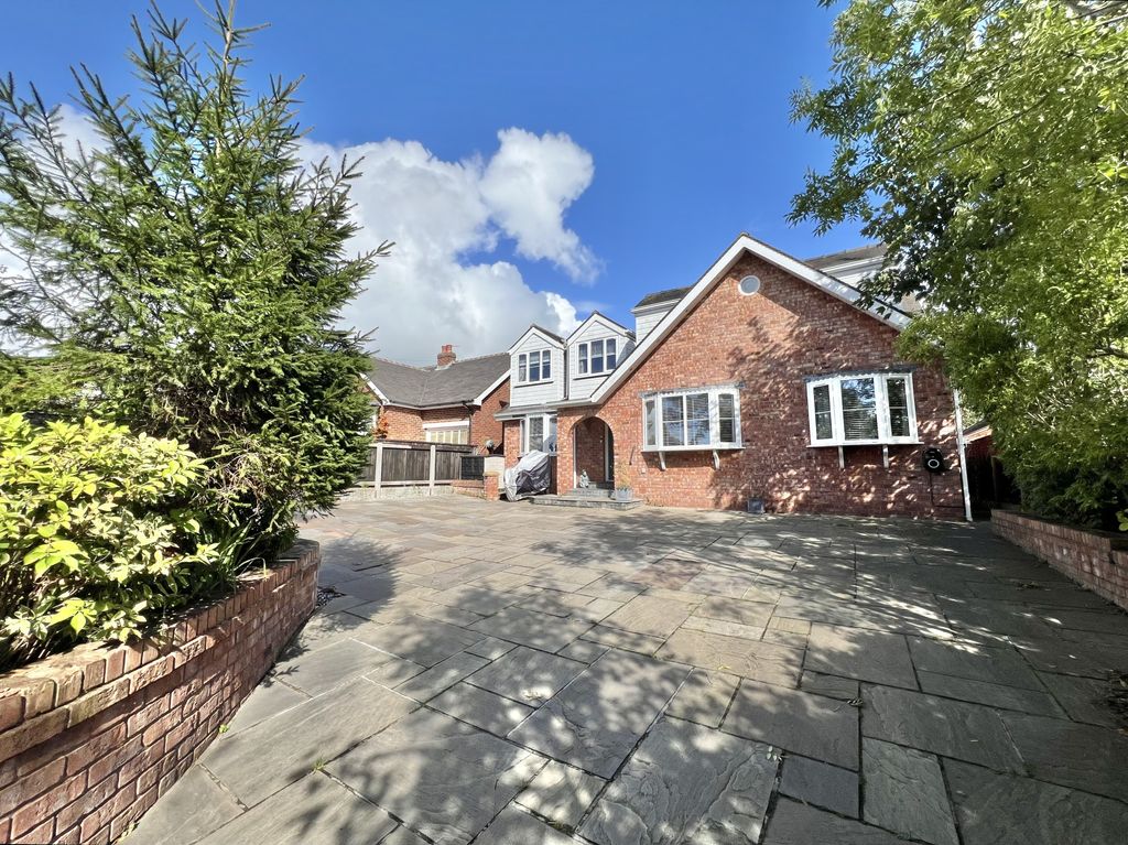 Property photo 1 of 29