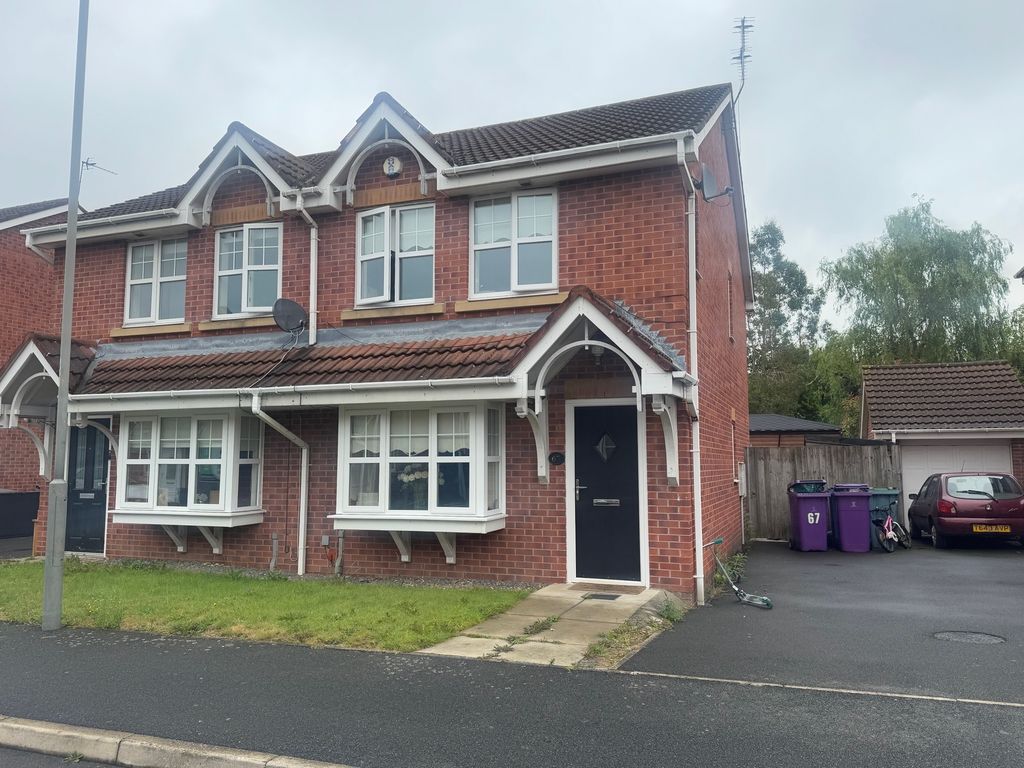 Property photo 1 of 2