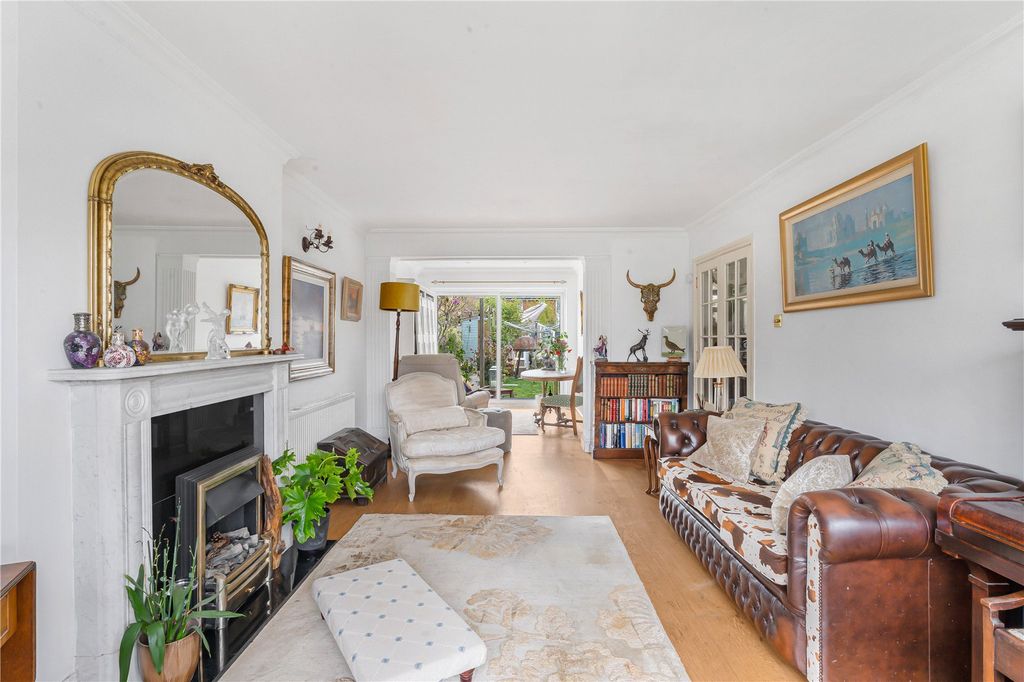 Property photo 2 of 27 Picture No. 17