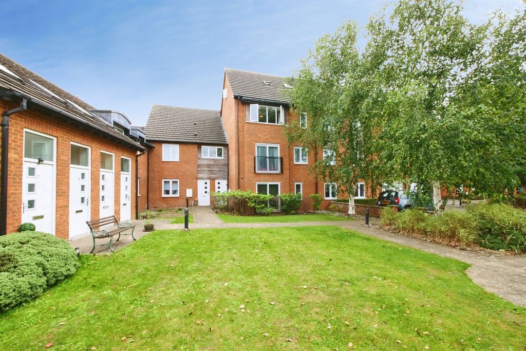 Property photo 1 of 14