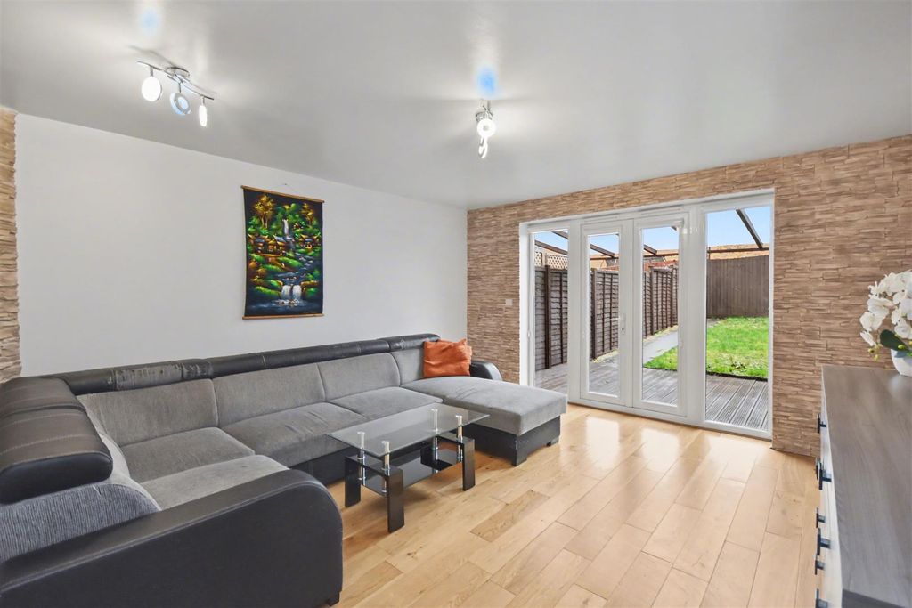 Property photo 2 of 26 Dsc_0090.Jpg