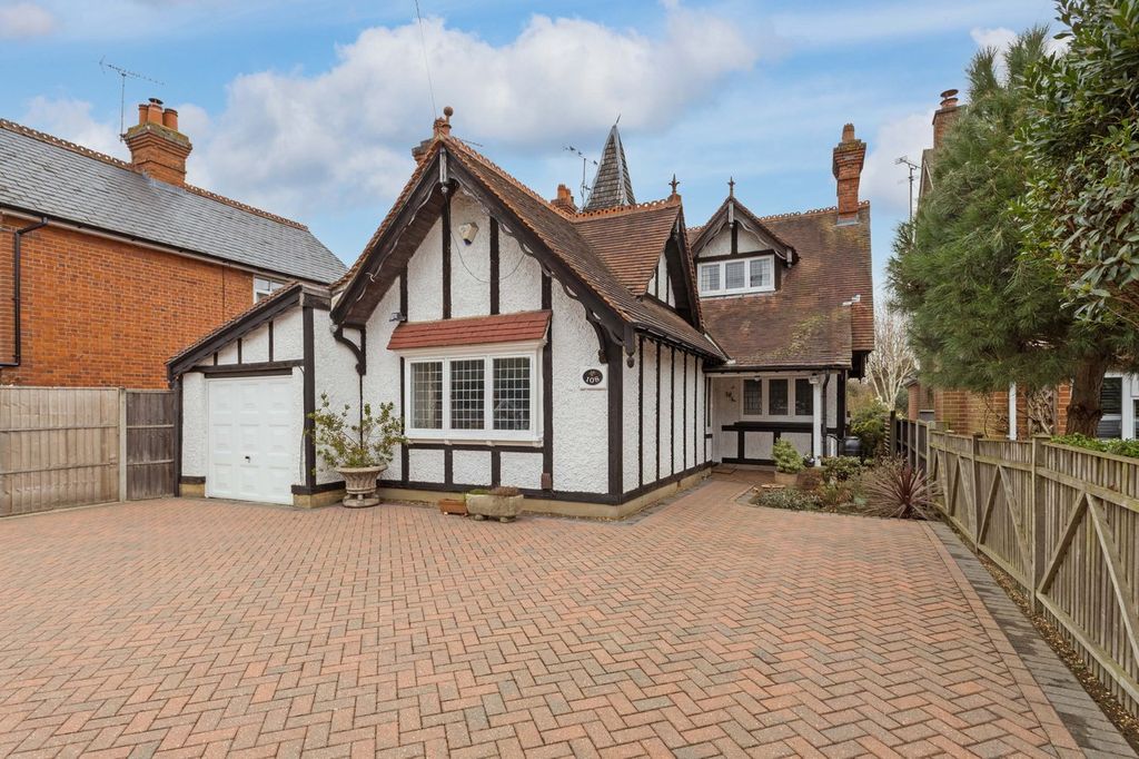 Property photo 1 of 22