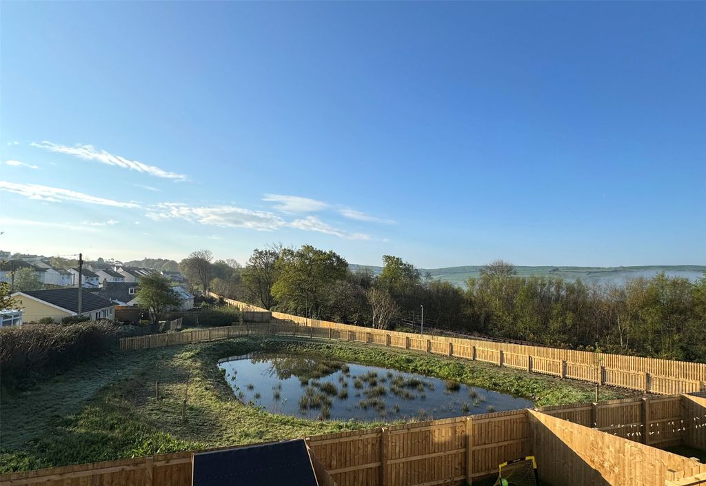 Property photo 2 of 13 Picture No. 02