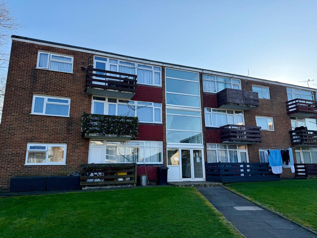 Property photo 1 of 9