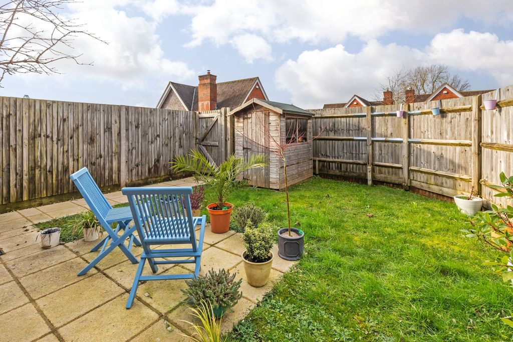 Property photo 2 of 9