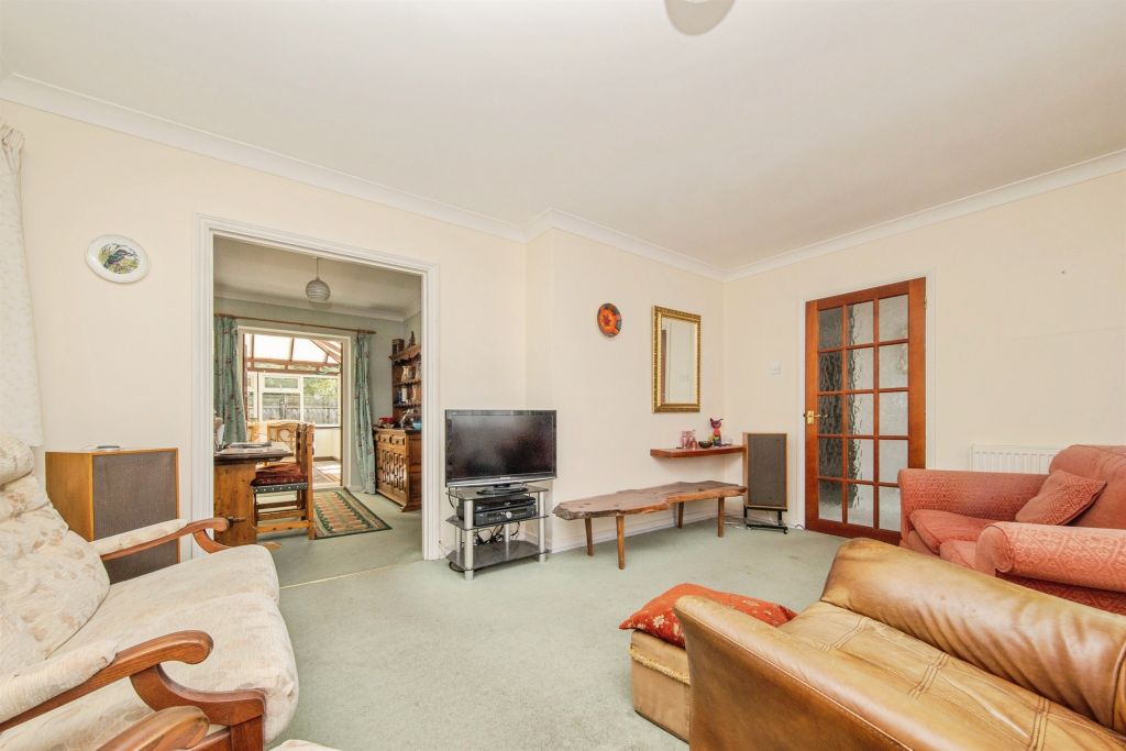 Property photo 3 of 16