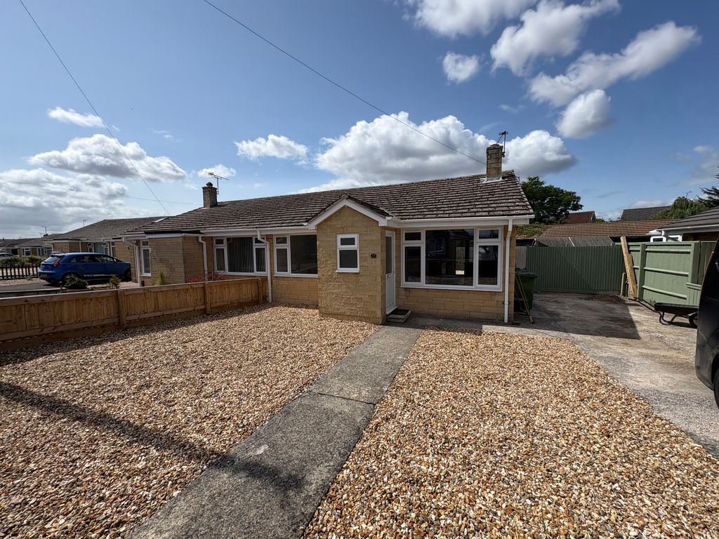 Property photo 1 of 12 3