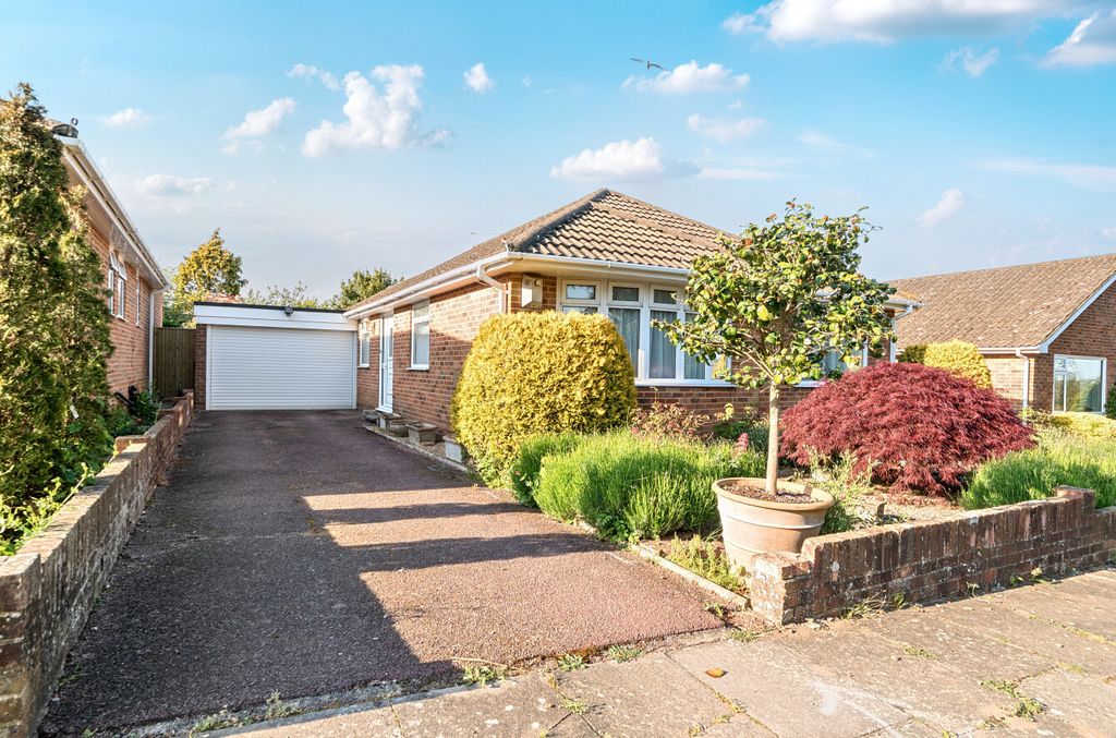 Property photo 1 of 18 1466929-21-6A0Ddb...