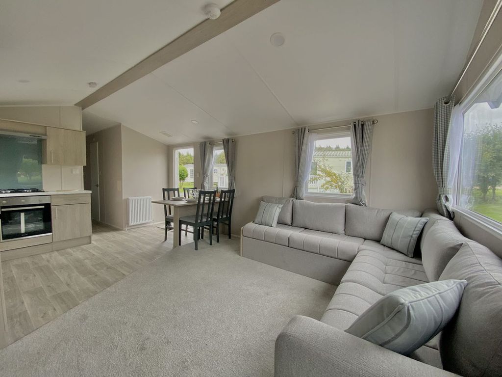 Property photo 3 of 12 3.Jpg