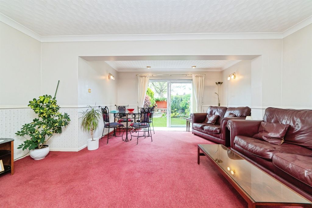 Property photo 2 of 24